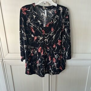 Dear Scarlett Black and Pink Abstract Long Sleeve Top